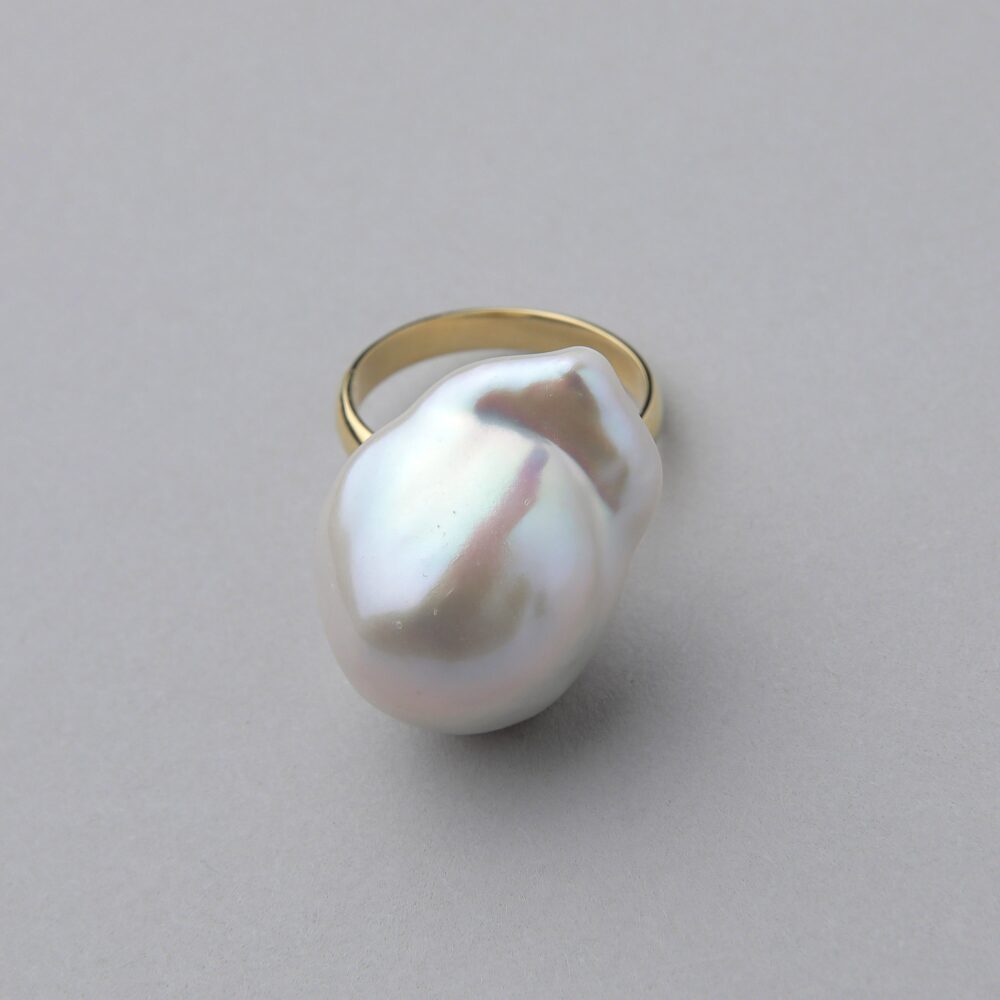 真珠の卸屋さん 淡水真珠 バロックパールリング ～Unique(ユニーク)～ オーロラホワイト 17mm